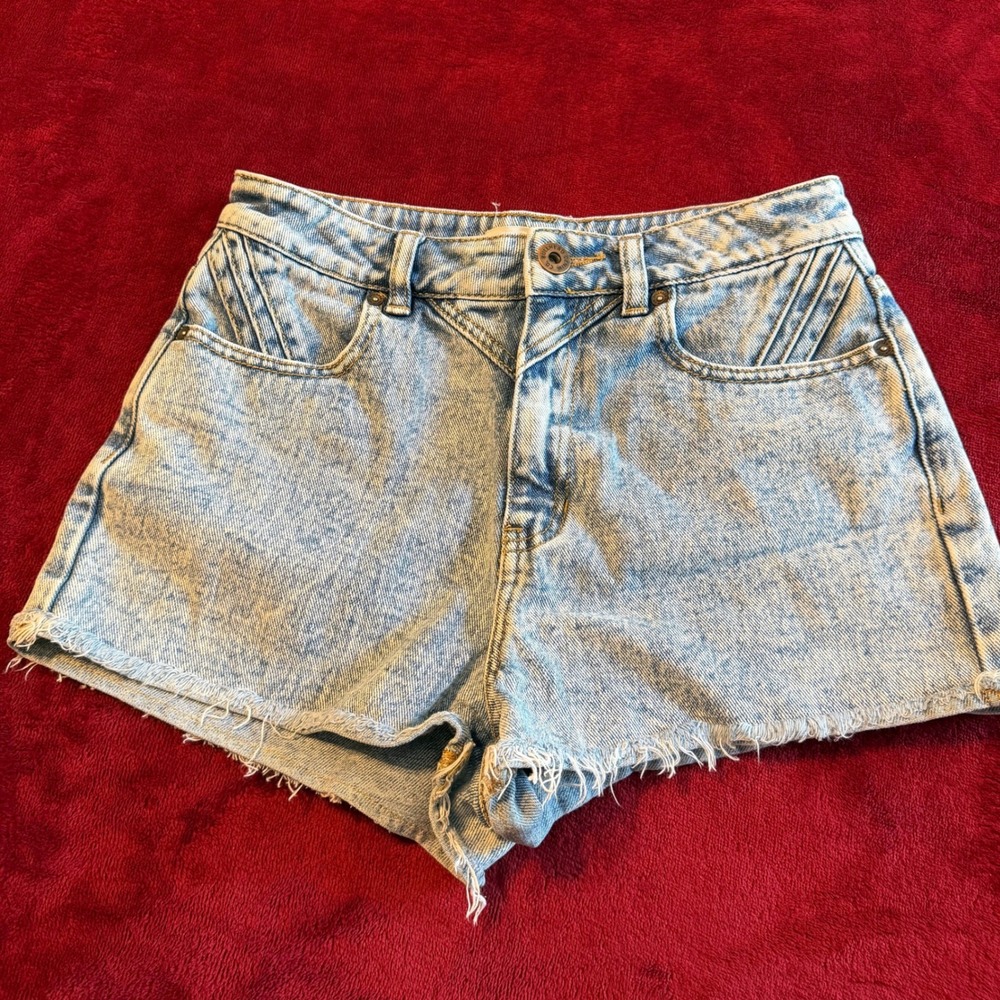 Bullhead Denim Co Mom Shorts Light Acid Wash High Waisted‎ Western Yoke Size 5